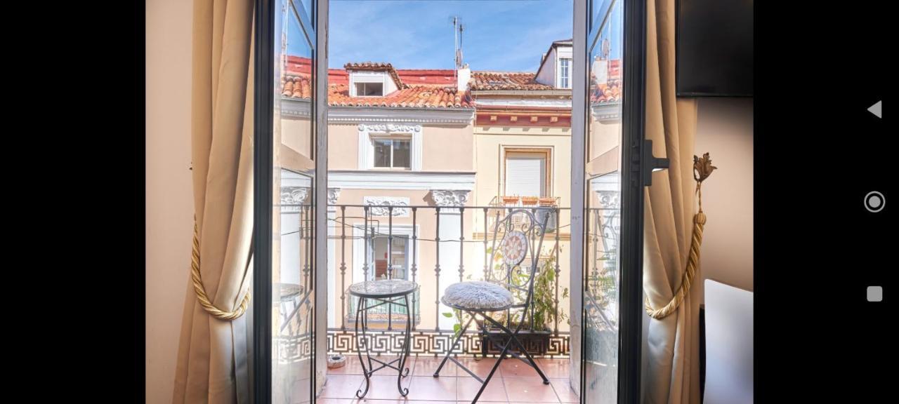 Mad Coco Vintage Apartment Plaza Mayor Madrid Kültér fotó